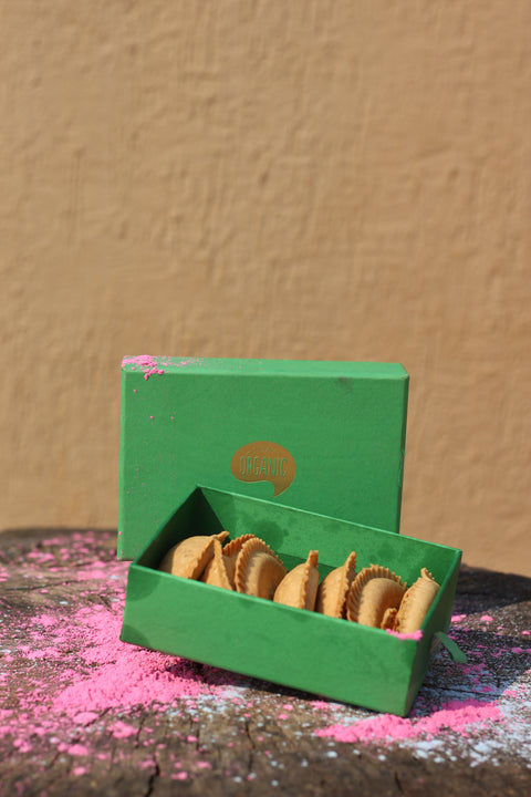 Baked Gujiya | Box of 8pcs